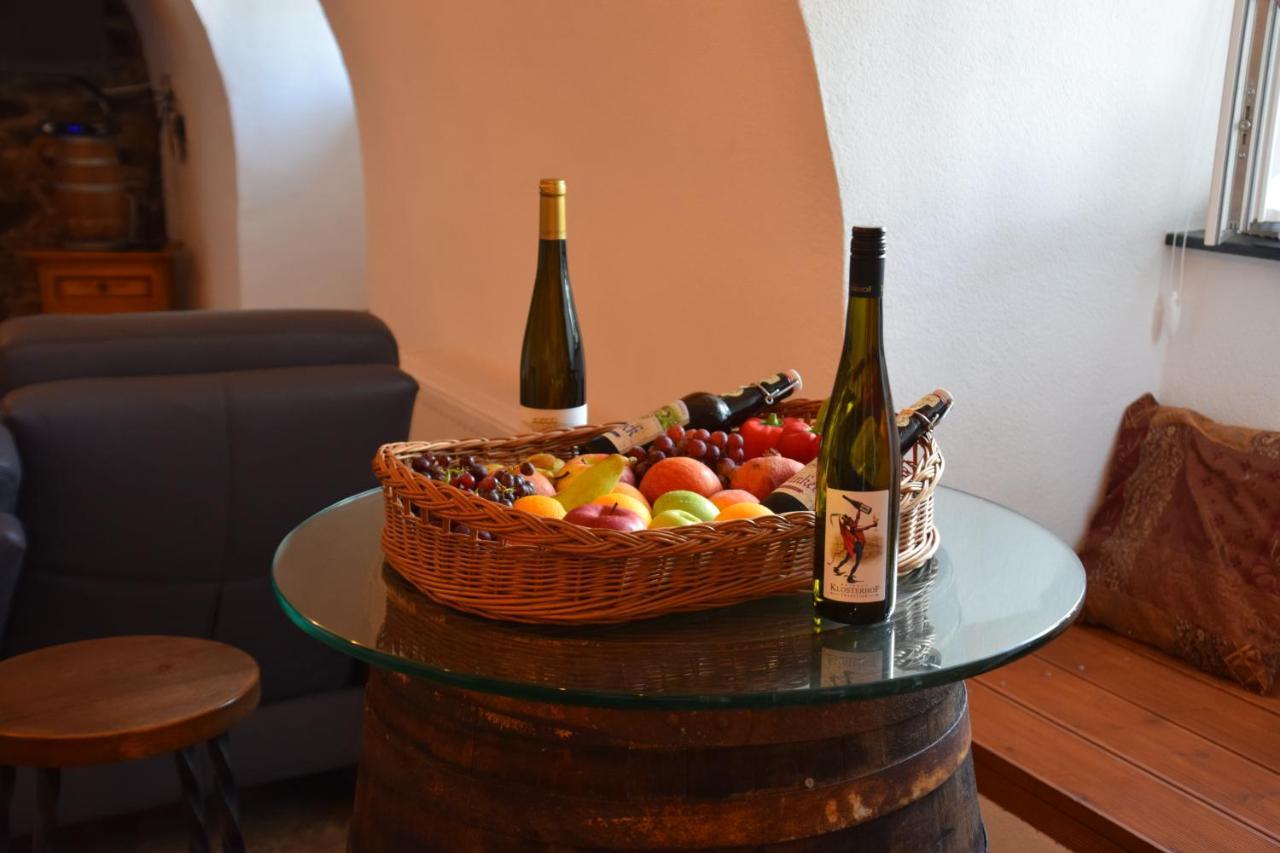 The Wine Cellar In The Old Gemeinde House Brauneberg Dış mekan fotoğraf